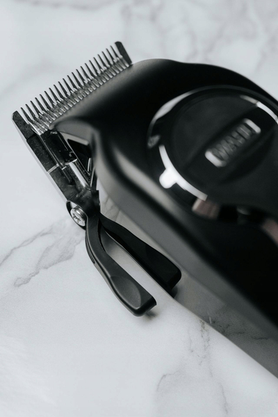 Makineri qethëse flokësh Wahl Elite Pro Cordless, profesionale, pa kabllo, e zezë