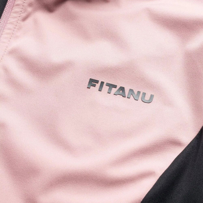 Xhakete softshell per goca Fitanu Ferri W, me membrane ActivGuard Plus, qe s’e ka frike eren, roze me te zeze