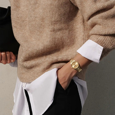 Orë dore për femra Daniel Wellington Unitone 28 G Gold DW00100403, e artë