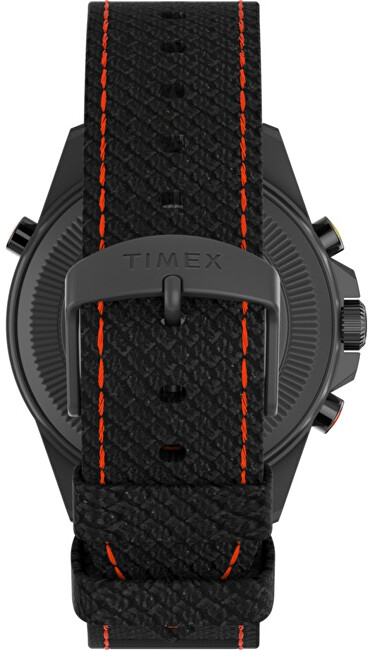 Orë dore për meshkuj Timex TW2V03900QY, e zezë
