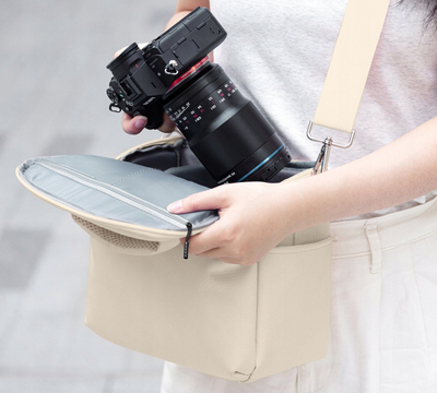 Çantë shpine me një rrip për aparat K&amp;F Concept Sling Bag Small, për DSLR SLR edhe kamera kompakte, bezhë
