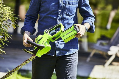 Gërshërë elektrike për krasitje Cordless Greenworks G40HT61, të gjelbra/kuqe