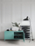 Komodë TV metalike Jan Nowak Rosa, 2 dyer, koleksioni Loft Modern, ngjyrë Sea