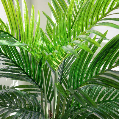 Bimë artificiale dekorative Vilde Areca Palm, 95 cm, me vazo, e zezë
