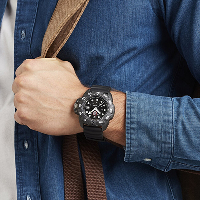 Orë dore Luminox Scott Cassell Deep Dive XS.1551