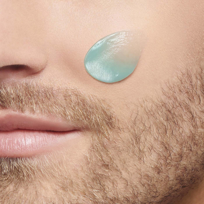 Xhel hidratues fytyre Clarins ClarinsMen Super Moisture Gel, për lëkurë të përziere dhe me yndyrë, i tejdukshëm