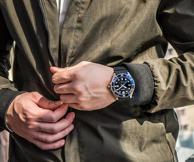Orë për meshkuj Casio Duro MDV-107-1A2VEF (006), e zezë