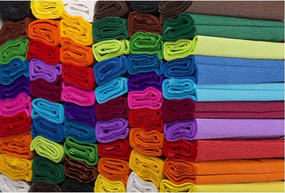Letër krepe Happy Color, 50 x 200 cm, set 10 copë, e kuqe