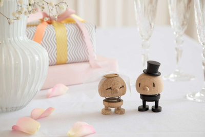 Figurinë dekorative Hoptimist Groom S Raw Oak, dru lisi, 8cm, natyrale e zezë