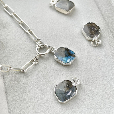 Qafore për femra Decadorn Labradorite, 51 cm, i argjendtë/kaltër