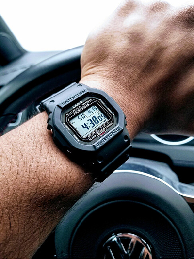 Orë dore për meshkuj Casio G-Shock GW-5000U-1ER (660), e zezë