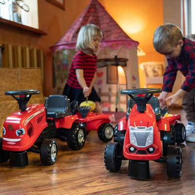Traktor lodër McCormick Ride-on, me rimorkio, lopatë edhe hark, i kuq