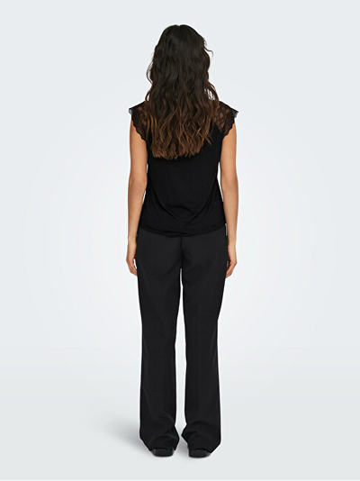 Bluzë ONLY ONLPETRA Slim Fit 15315803 Black