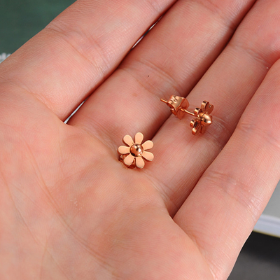 Vathë Troli Small bronze flower