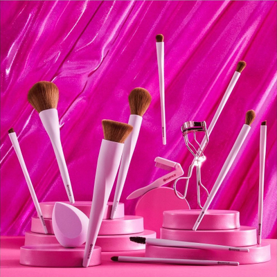 Четка за трепки Essence Eyelash Comb, преклопна, светло розова