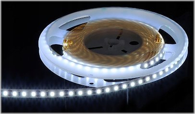ЛЕД лента HQS 2835 9.6W, 12V, студено бела светлина