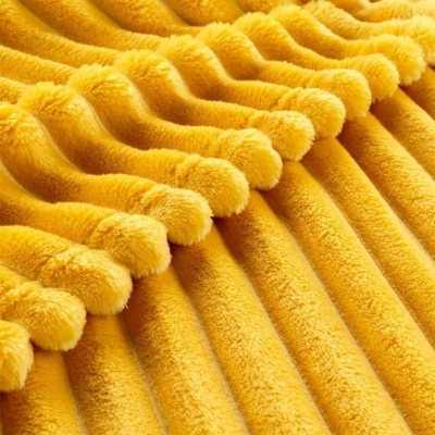 Batanije flanelle Douceur d'Intérieur Kalie, 125x150 cm, e verdhë