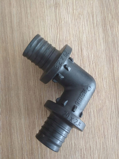 Bërryl tubi Rehau RAUTITAN PX 20mm 90°, PPSU, i zi