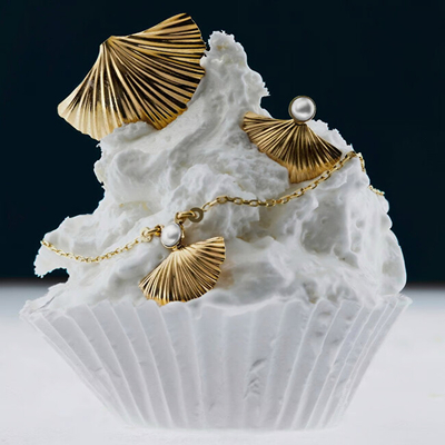Vathë për femra Victoria Cruz Seashells Tokyo A4779-DT, të artë