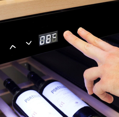 Frigorifer vere CASO WineExclusive 180 Smart, 180 shishe, dy zona temperature, i zi