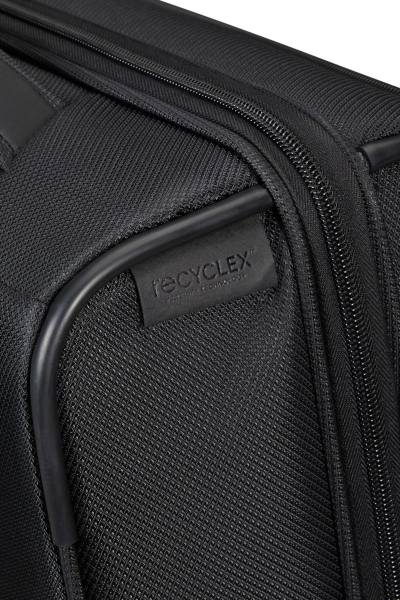 Valixhe Soft Me 4 Rrota Samsonite Respark Ngjyrë E Zezë
