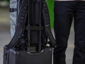Çantë shpine fotografike WANDRD PRVKE 21 PK21-PB-3, 25L, me hapje rolltop, ngjyrë e zezë