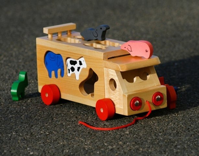 Lodër druri kamion me forma ZOO Trucki, 27cm