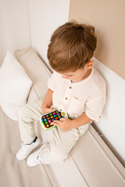 Lodër telefon për fëmijë TOY The Smartphone, interaktiv, me butona, shumëngjyrësh