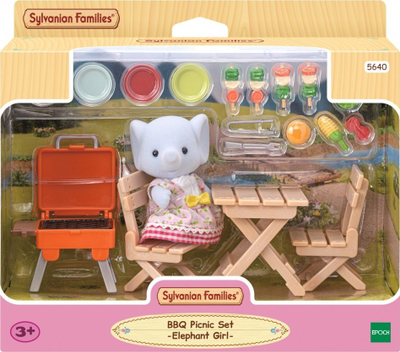 Set lodrash Sylvanian Families BBQ Picnic Set Elephant Girl, me kukull elefanti, me skarë dhe gjëra shtesë