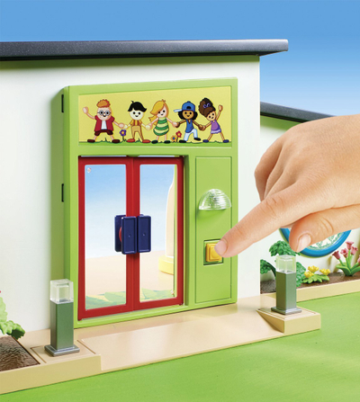 Set loje Playmobil MyLife 71601 Nursery, 182 pjesë, zile dere, shumëngjyrësh