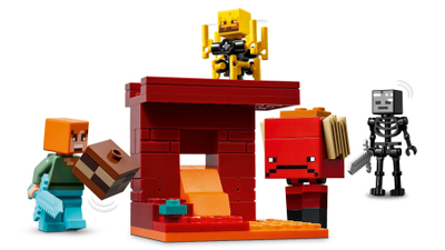Set ndërtimi LEGO Minecraft 21266 Battle Above the Lava in the Nether, për fëmijë, shumëngjyrësh