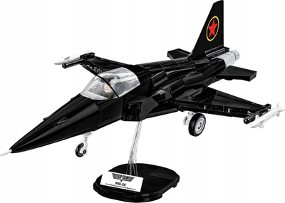 Сет за градење КОБИ ТОП ГАН МИГ-28 авион, размер 1:48, со фигурина, црн