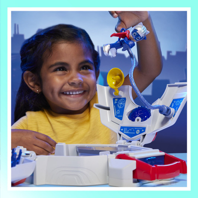 Set lojërash Hasbro PJ Masks Power Heroes PJ Power Q, me veturë, me figurë