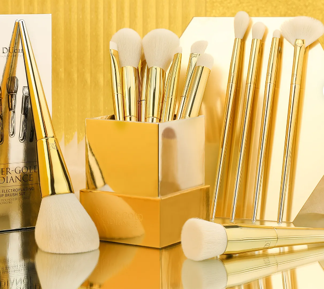 Set brusha për grim DUcare Silver Gold Radiance, 15 copë