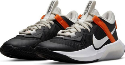 Atlete basketbolli Nike Air Zoom Crossover (GS), për kalamaj, UK 5.5, të zeza bardhë portokalli
