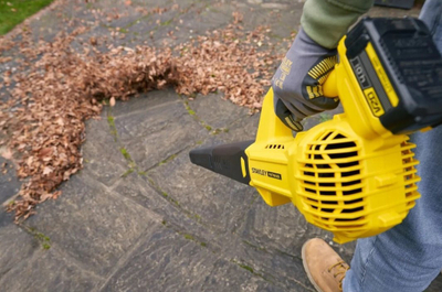Fshesë gjetesh Stanley Fatmax V20 SFMCBL714M1-QW, pa kabllo, bateri 4.0Ah, verdh e zezë