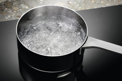 Plitë me induksion Electrolux CIR60433, 4 zona, kontroll me prekje, e zezë