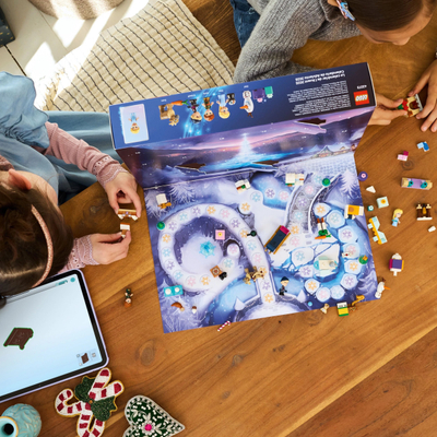 Kalendar adventi LEGO Disney Frozen 2025, set për ndërtim, shumëngjyrësh