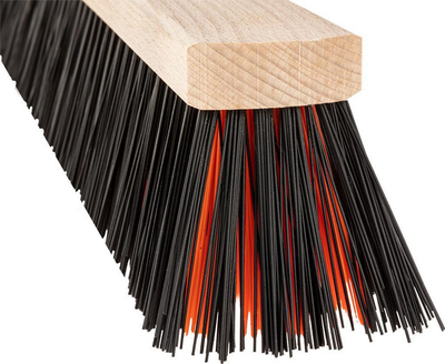 Fshesë rrugësh Neo Tools Street, 60 cm, trup druri, me mbajtës metalik