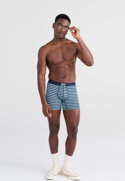 Bokser për burra Saxx Vibe Boxer Briefs, madhësia L, me vija, blu me të zezë