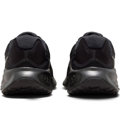 Atlete vrapimi Nike Revolution 7 M FB2207 005, për burra, të zeza