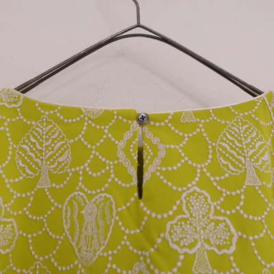Bluzë pulover mina perhonen Forest Card, lesh 100%, qëndisje, lime ecru