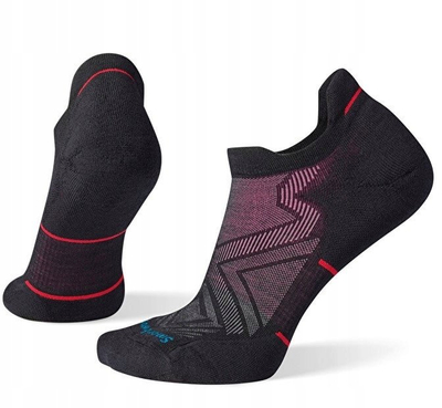 Çorape vrapimi Smartwool Run Targeted Cushion Low Ankle femra, përbërje Merino, madhësia M, të zeza