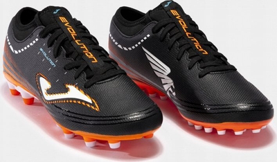 Atlete futbolli Joma Evolution 2401 AG M EVOS2401AG, për bar natyral, për burra, të zeza