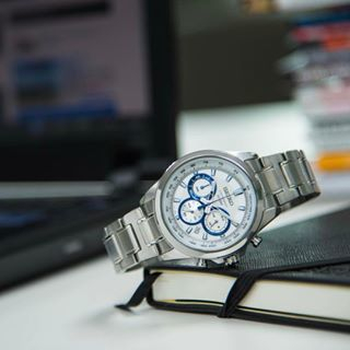 Orë dore Seiko Chronograph SSB243P1