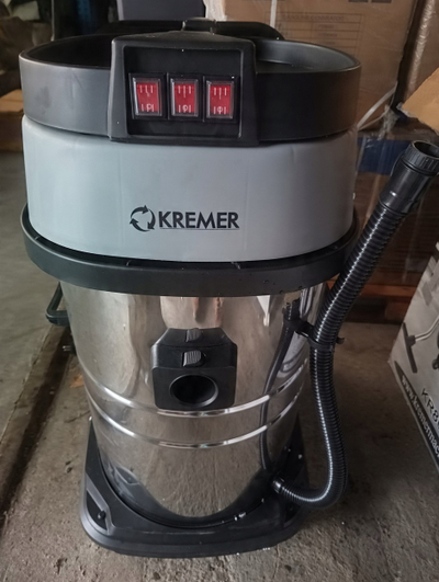 Fshesë industriale me ujë edhe pluhur GEKO G81088, 25L, 1800W, inoks