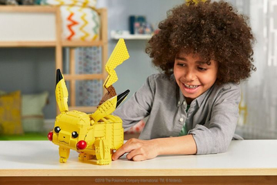 Set ndërtimi Mega Bloks Pokémon Pikachu FVK81, 30 cm, mbi 800 pjesë, shumëngjyrësh