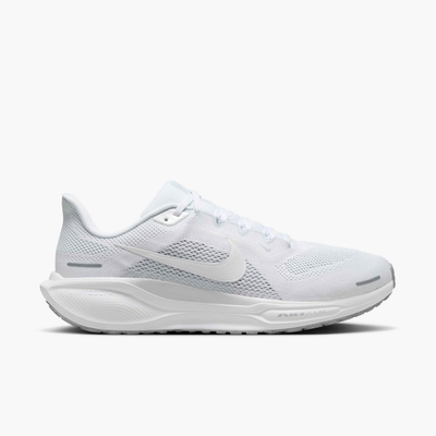 Atlete vrapimi Nike Pegasus 41 për burra, të bardha