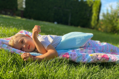 Qese gjumi për kalamaj Princess, pambuk 100%, me jastëk, shumëngjyrëshe