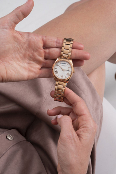 Orë dore Guess Luna GW0308L3